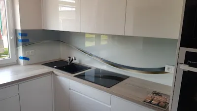 SŁAWEKS Pracownia Luster I Szkła ZBIGNIEW ROMANEK ( Szklarz / Zakład Szklarski )